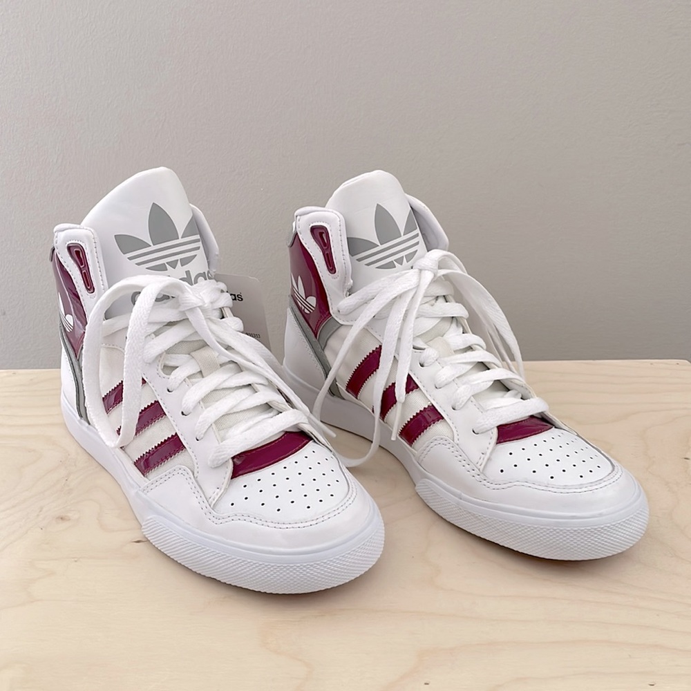 Adidas Women’s Extaball Sneaker